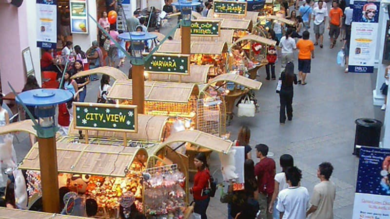 Bugis Junction Shoppers - Retail Push Carts
