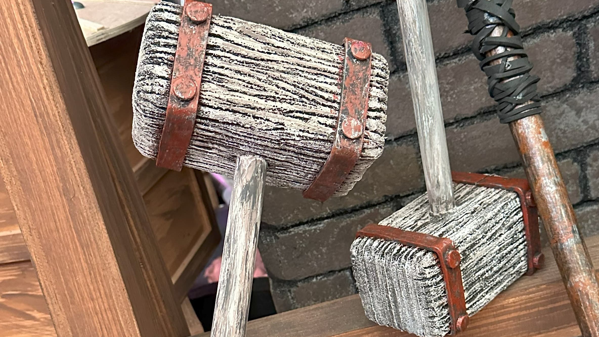Hammer Prop - Under The Castle